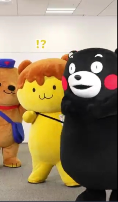 くまのキャラクターが一列に