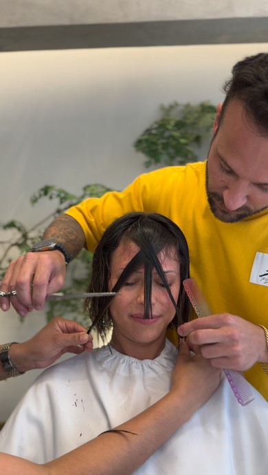 大胆なヘアカットで激変