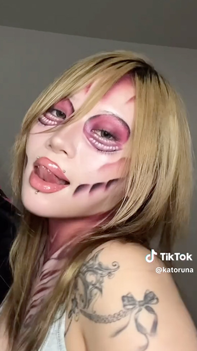 進撃の巨人風メイク