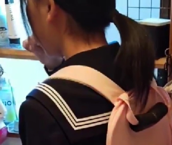 お姉ちゃんが大好きな猫