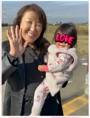 北斗晶さんと孫の2ショット