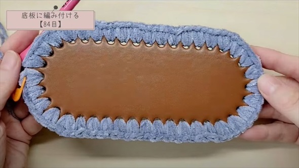 全て100均でそろって編めるアイテム