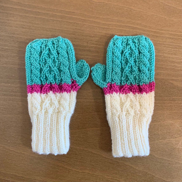 新幹線 E5系 はやぶさ 大好き 息子 編み物 手編み 3点セット ニット帽 手袋 マフラー