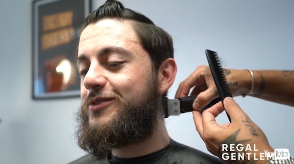 10年伸ばした髪をカット