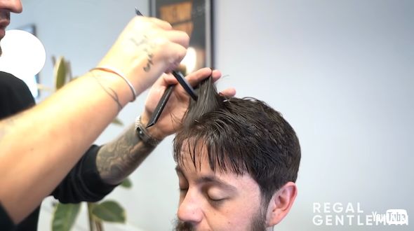 10年伸ばした髪をカット