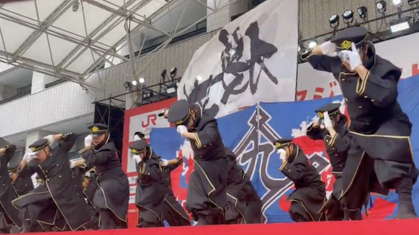 JR九州櫻燕隊の演舞