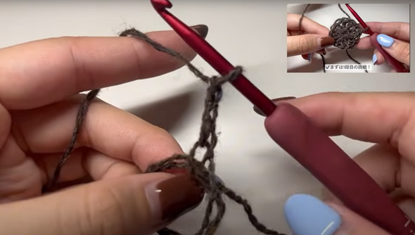 ダイソーの毛糸でニット帽を編む