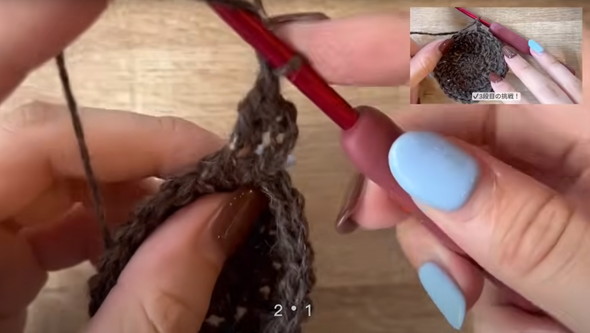 ダイソーの毛糸でニット帽を編む