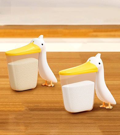 ペリカンの調味料入れ（口を閉じた状態）