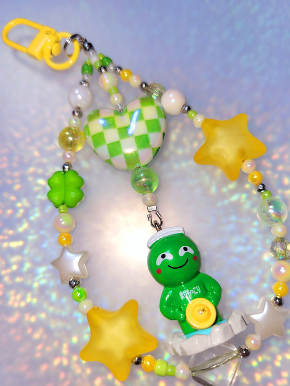 リサイクルショップ キキララ グッズ  可愛く 転生 ビーズキーホルダー 手作り