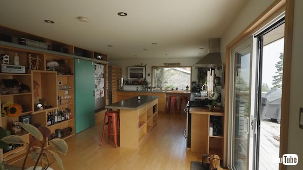 サーファーが建てた家