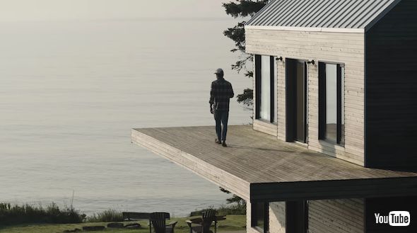 サーファーが建てた家