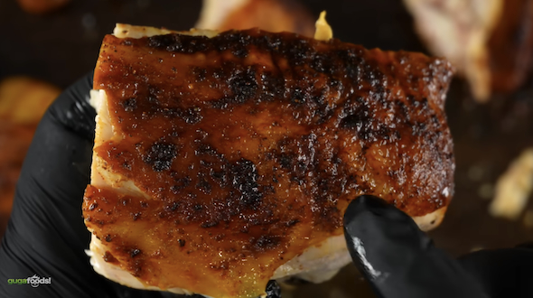 鶏の丸焼きの試食