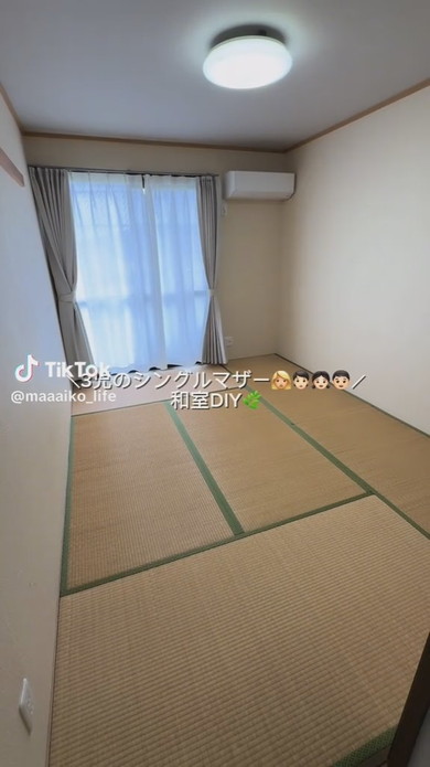 物の置かれていない和室