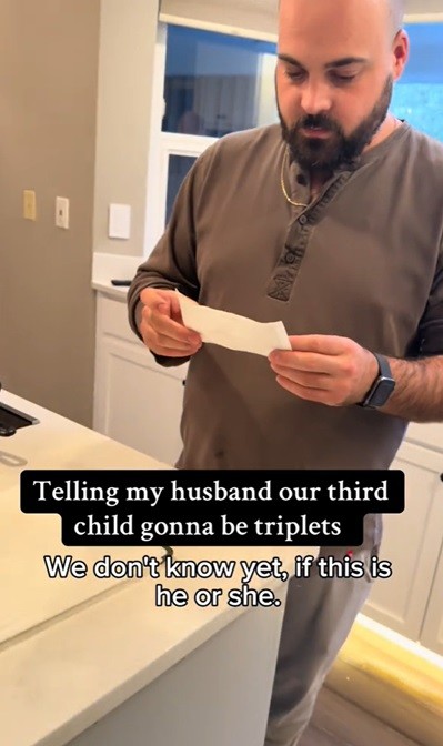 三つ子のエコー写真と