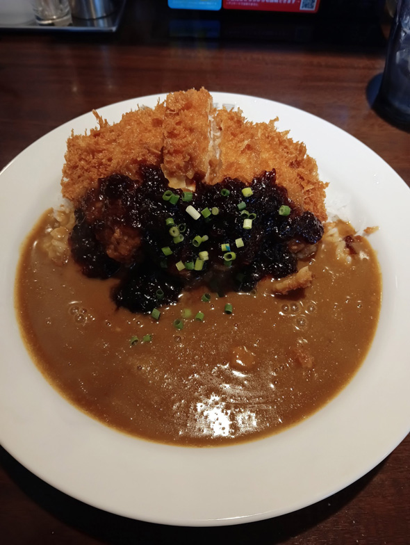 エナドリチキンカツカレー 恵那鶏