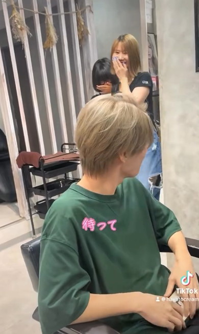 姉にすすめられイメチェンに挑戦した弟