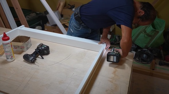 大工が作った浮かす押し入れがすごい