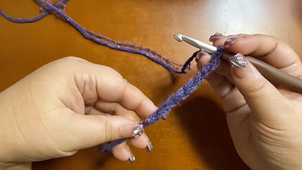 4時間で編める簡単プルオーバー