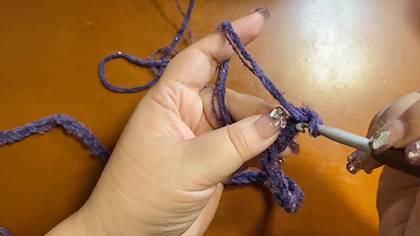 4時間で編める簡単プルオーバー