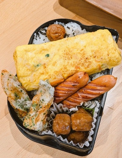 高校生の美味しいもの全部乗せ弁当