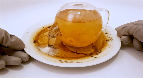 水に漬けたラズベリー3