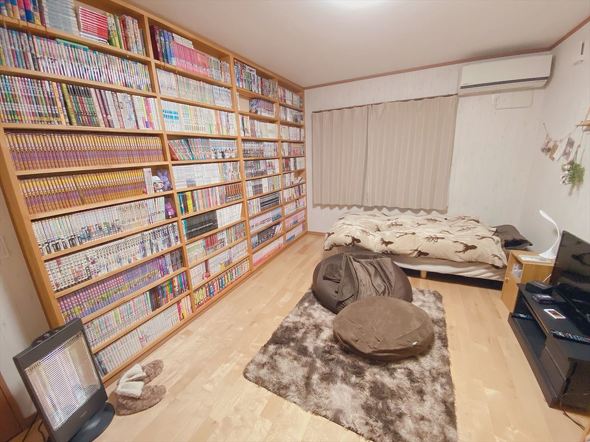 オシャレに見せかけたオタク部屋
