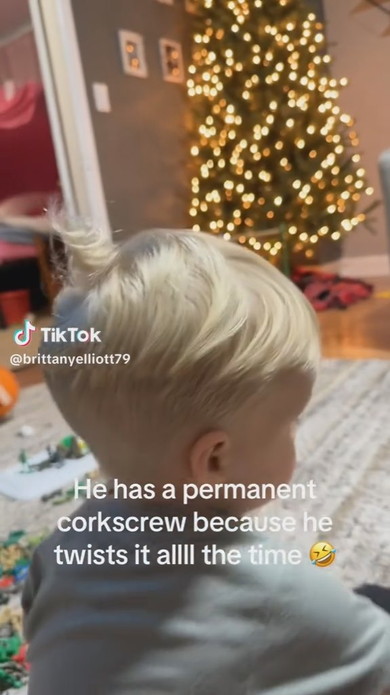 ピョロ毛の男の子