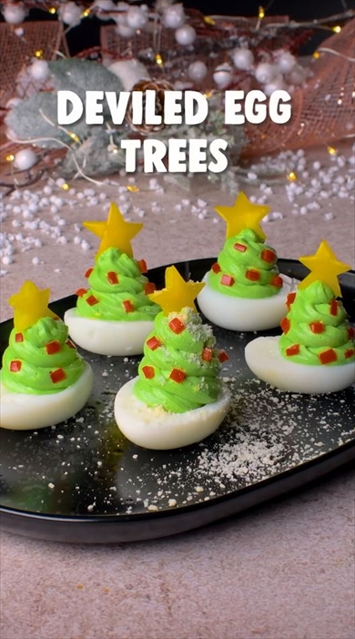 卵を使ったミニミニクリスマスツリー