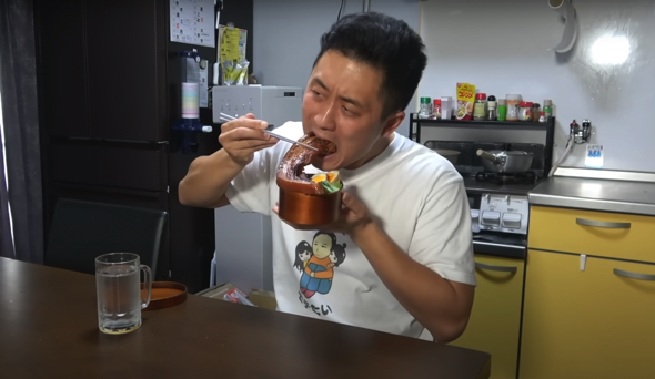 お家で「まるごとチャーシュー弁当」を実食