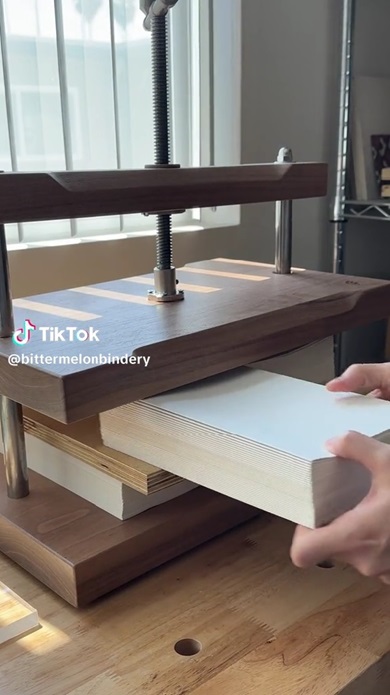 使い捨てカップ