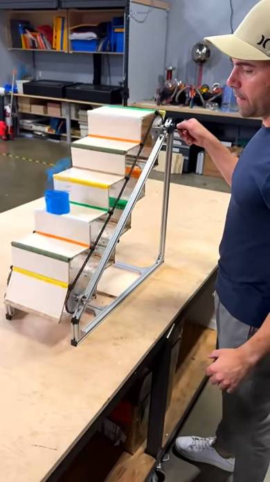 永久に階段を降りるスリンキー