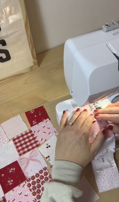 正方形のハギレを大胆リメイク