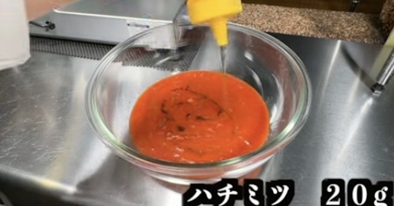プロ料理人が伝授する「本当にうまい無水カレー」　“他のカレーが食べたくなくなる”お手軽簡単な作り方に「美味しかった」「俺でもできそう」（1/3） | グルメ ねとらぼ