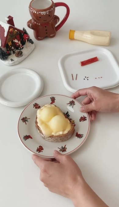 雪だるまの外観はほぼ完成