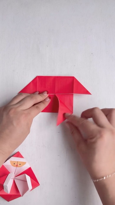 パチパチサンタ折り紙の作り方