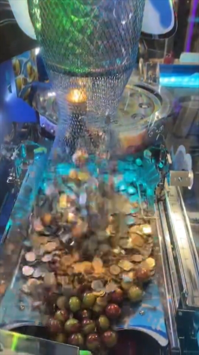 「ガッ釣りGO！」のジャックポット2500枚払い出しの動画