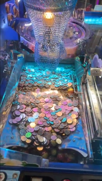 「ガッ釣りGO！」のジャックポット2500枚払い出しの動画