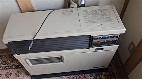 電源を20年間入れていなかったストーブから音がする怪奇現象