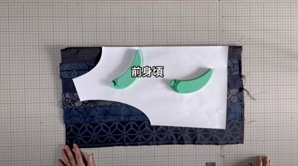 残り布でリバーシブルベスト