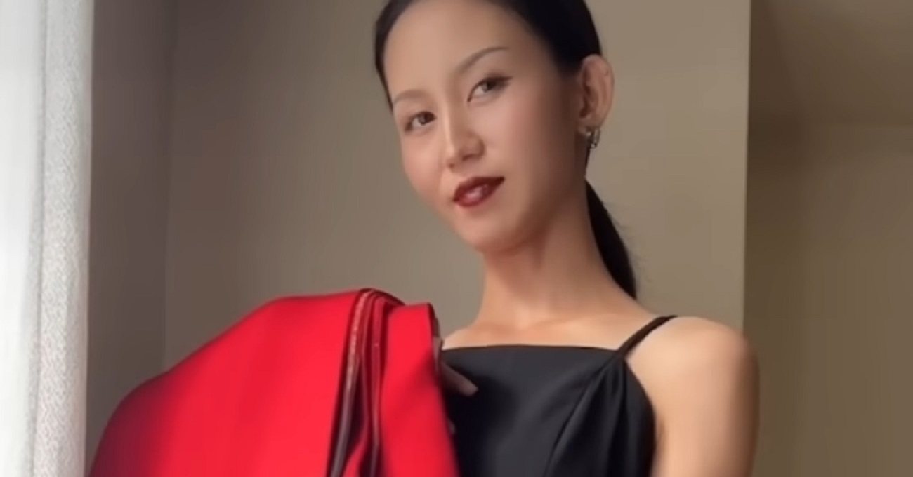 クリスマスデートの“振袖”コーデが「どうやったらそんな着方が思いつくの」と50万再生　各世代驚きの着崩しアレンジに「めっちゃ可愛くてビックリ」（1/3） | 女性 ねとらぼ