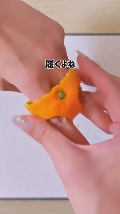 子どもに爆笑されるみかんのむき方解説
