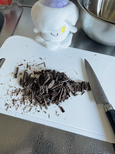 ポケモン「ヒトモシ」モチーフのケーキの作り方