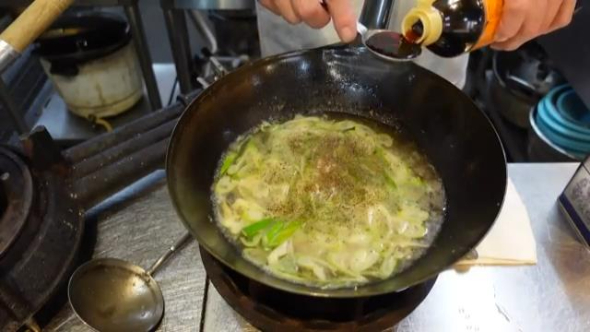 調味料を入れる