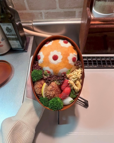 オムライスとおかずのお弁当