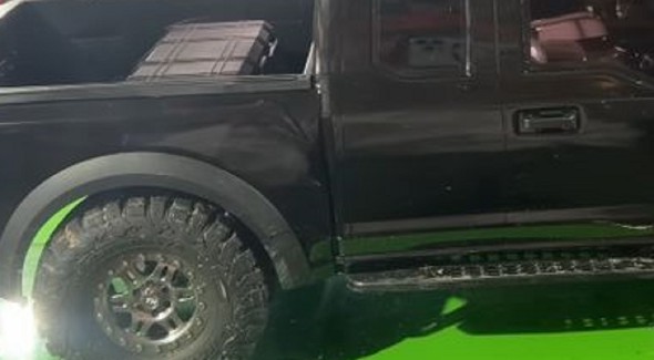 非常に大きなF150ラプターのラジコンカー