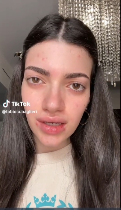 メイクする前の素顔