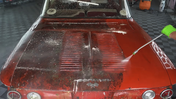 洗車 アメ車 シボレー コルヴェア