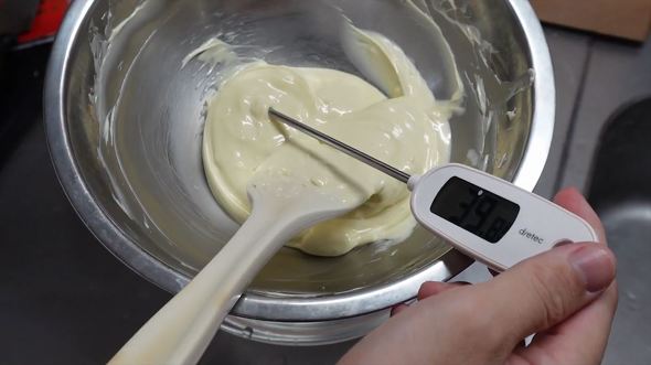 スーパーで買った板チョコ