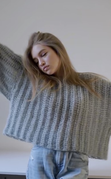 可愛いフワフワセーターの完成